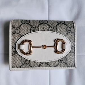 Gucci Horsebit 1955 card case wallet | GG Supreme and White
